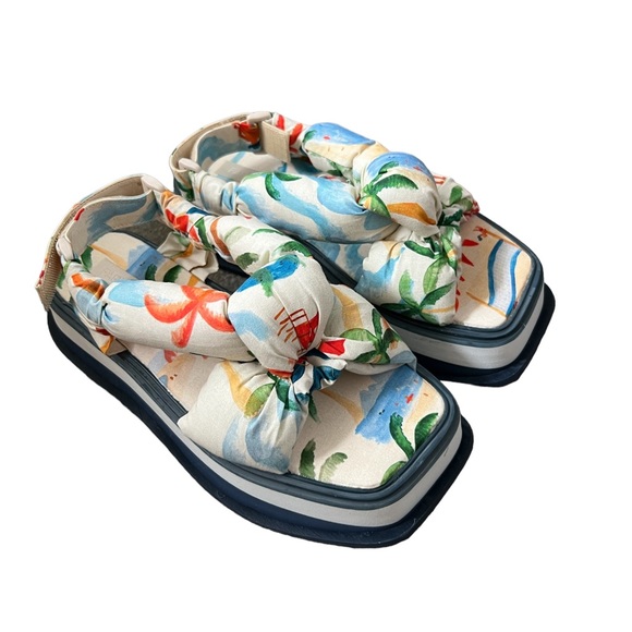 Copacabana Scarf Print Puffy Platform Sandal FARM RIO Size 8 and 9 New - Picture 12 of 15